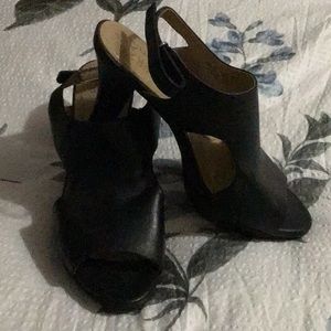 Naturalized Black Platform Heels sz 8.5